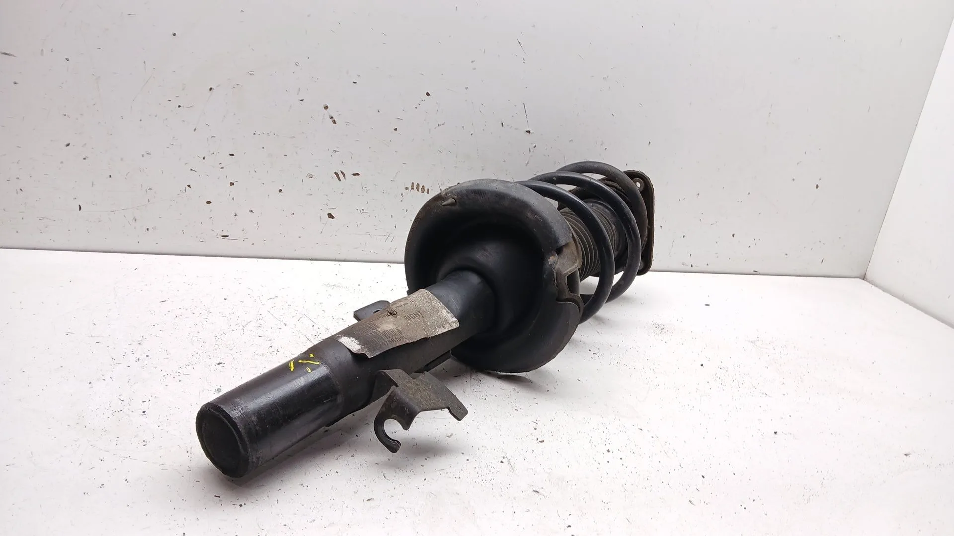 Amortiguador Delantero Derecho para Volvo V40 Hatchback (525)