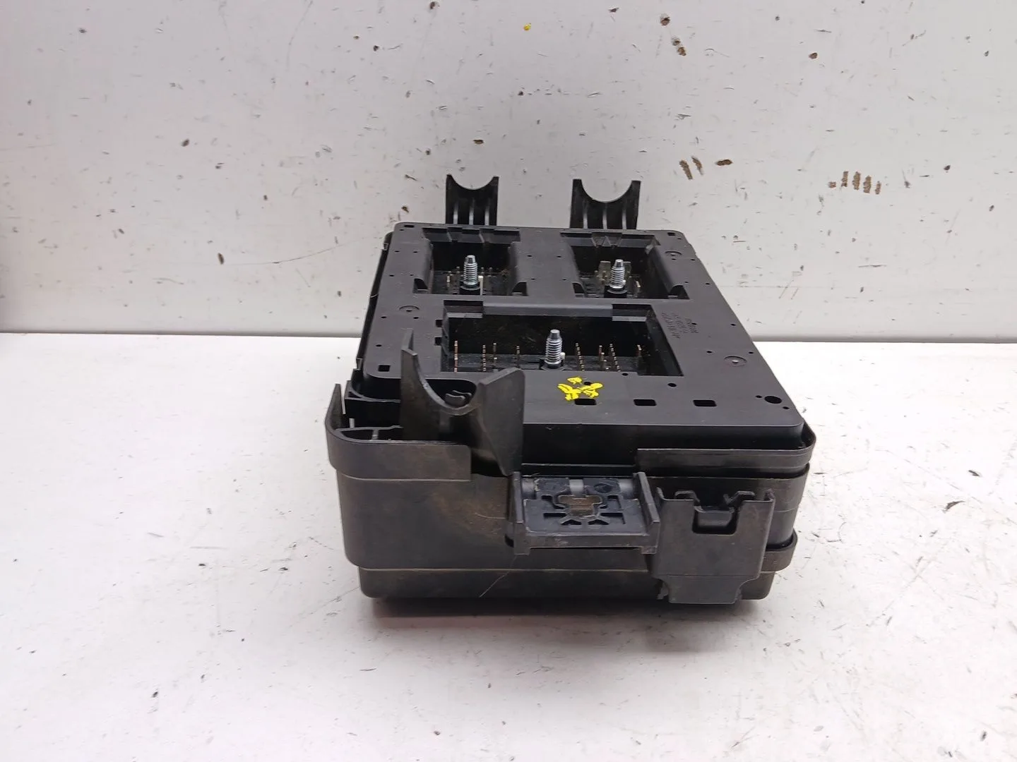 Caja Reles / Fusibles para Chevrolet Aveo Sedan (T300)