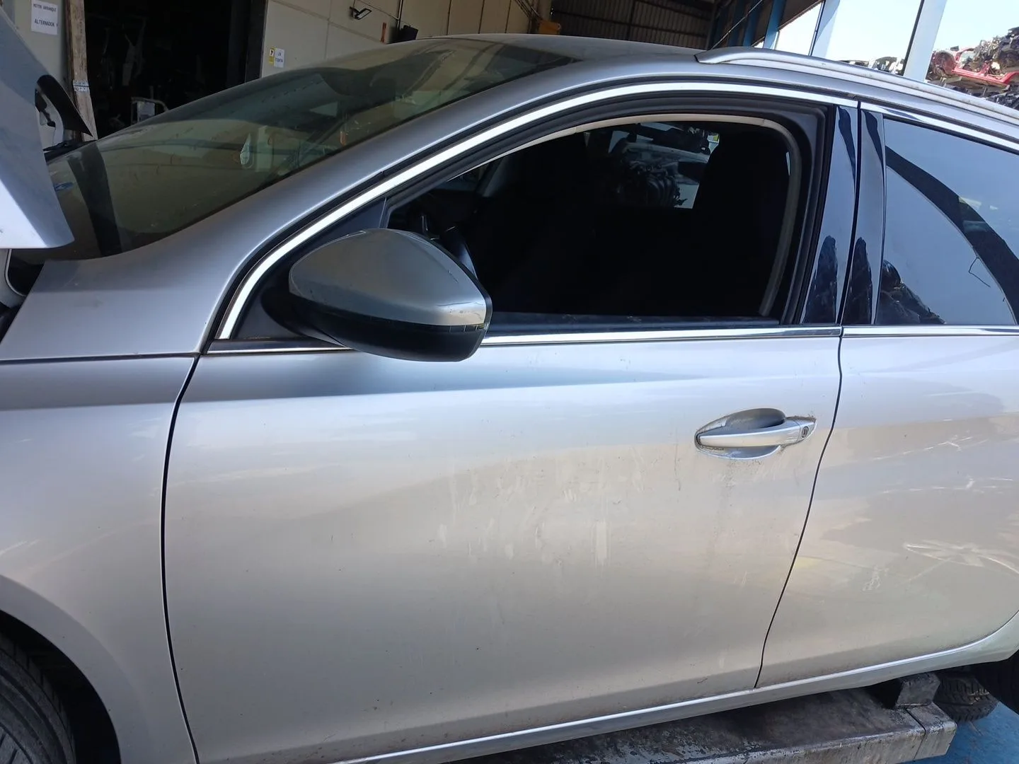 Puerta Delantera Izquierda para Peugeot 308 Sw Ii (Lc_, Lj_, Lr_, Lx_, L4_)