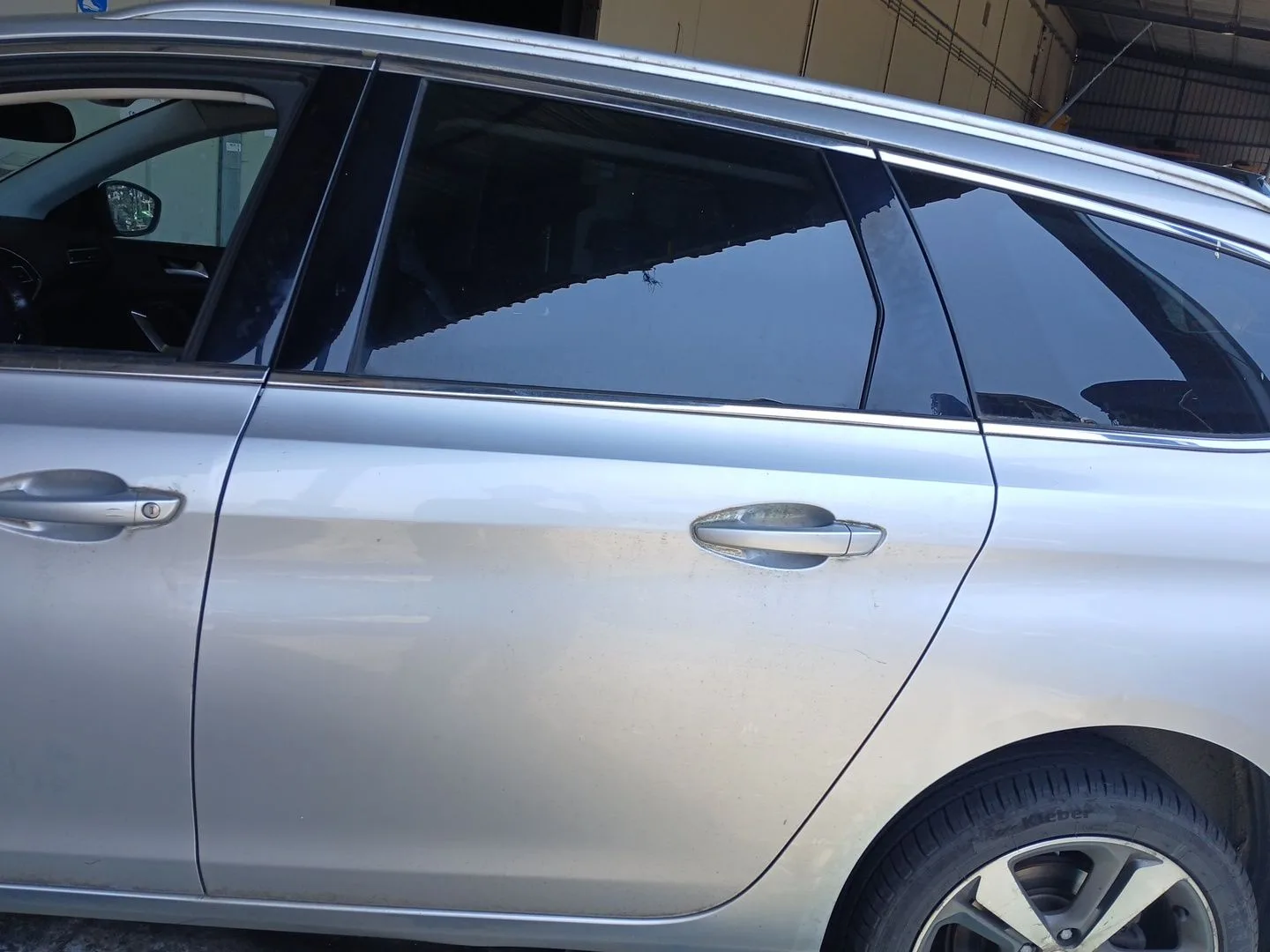 Puerta Trasera Izquierda para Peugeot 308 Sw Ii (Lc_, Lj_, Lr_, Lx_, L4_)