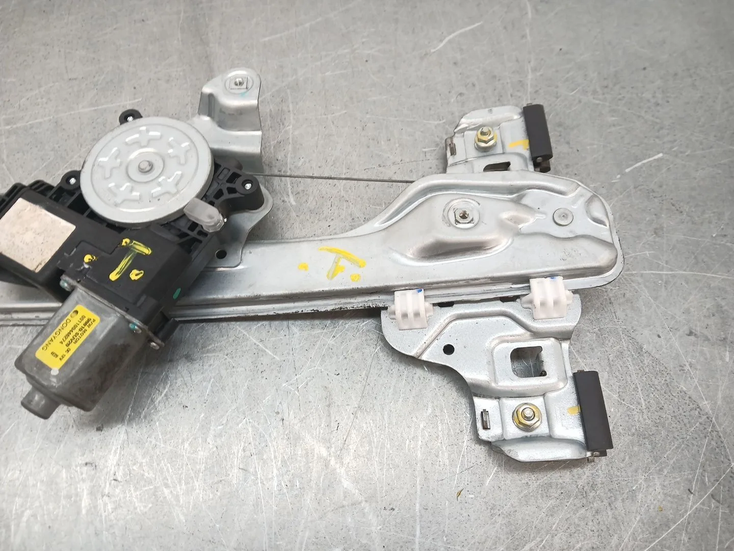 Elevalunas Trasero Derecho para Opel Mokka / Mokka X (J13)