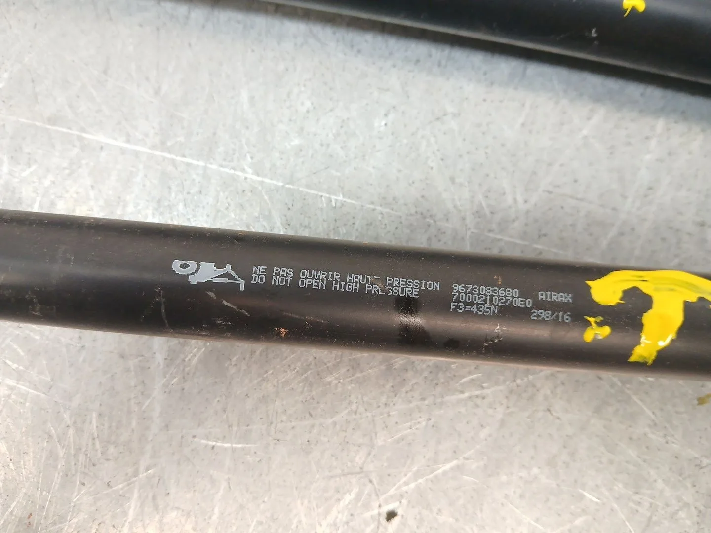 Amortiguadores Maletero / Porton para Peugeot 208