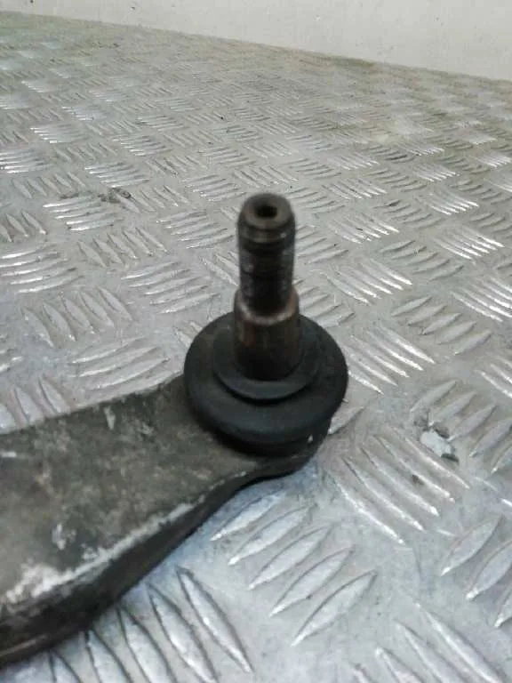 Brazo Suspension Inferior Delantero Izquierdo para Volkswagen Passat Berlina (3B2)