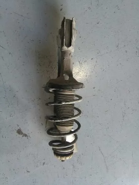 Amortiguador Delantero Izquierdo para Volkswagen Polo Berlina (6N1)