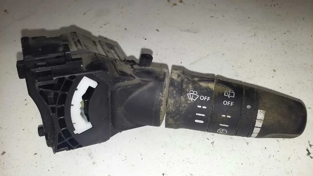 Mando Limpia para Nissan X-Trail (T30)