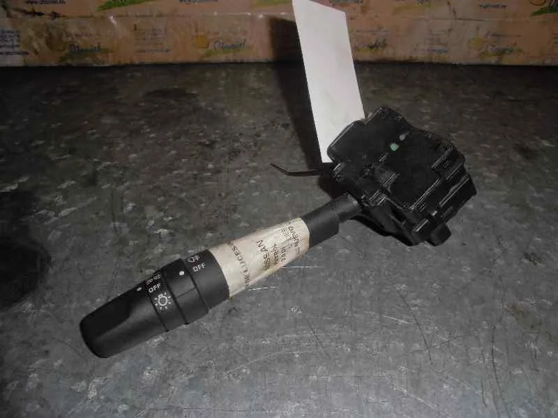 Mando Luces para Nissan Patrol Gr (Y61)