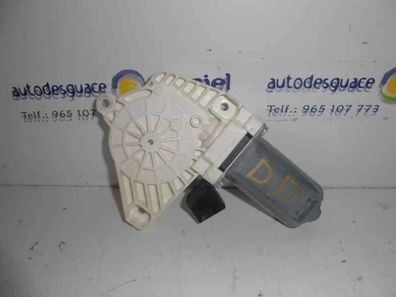 Motor Elevalunas Delantero Derecho para Mercedes-Benz Clase A (W169)