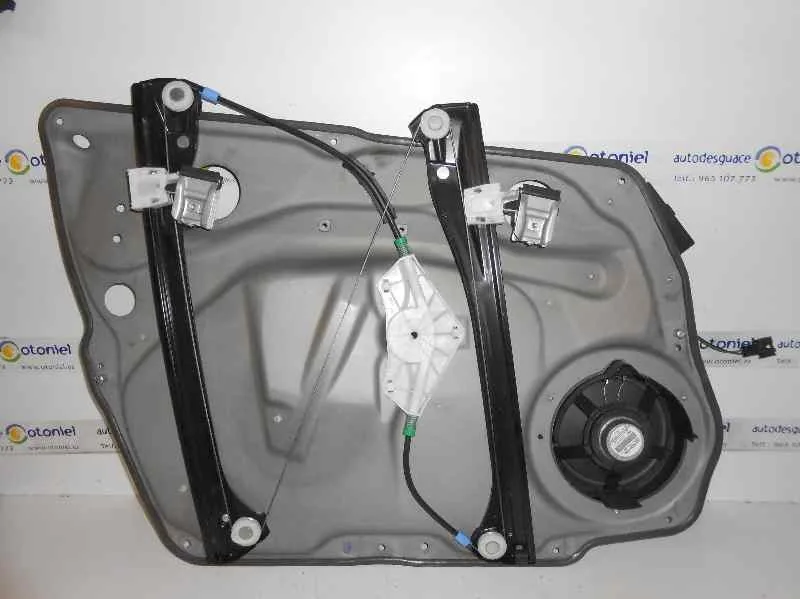 Elevalunas Delantero Derecho para Mercedes-Benz Clase A (W169)