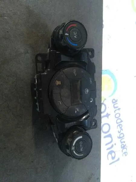 Mando Climatizador para Ford Fiesta (Cb1)