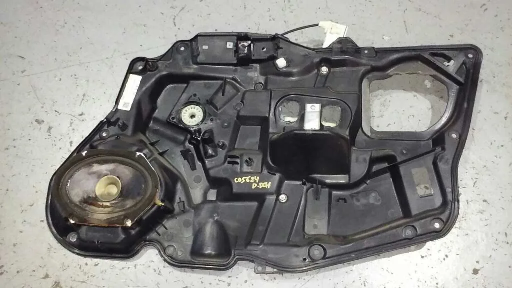 Elevalunas Delantero Derecho para Mazda 6 Berlina (Gg)