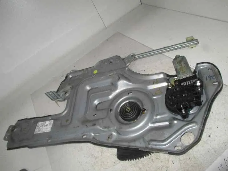 Elevalunas Delantero Izquierdo para Hyundai Trajet (Fo)