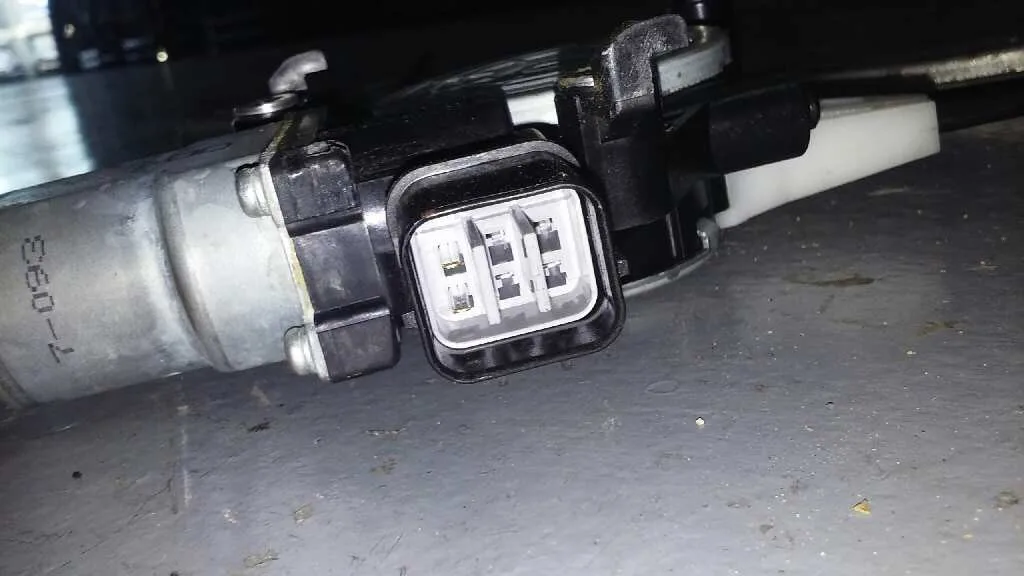 Elevalunas Delantero Derecho para Subaru Impreza G12