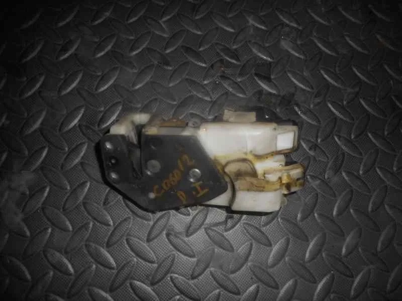 Cerradura Puerta Delantera Izquierda para Mg Serie 200 (Rf)