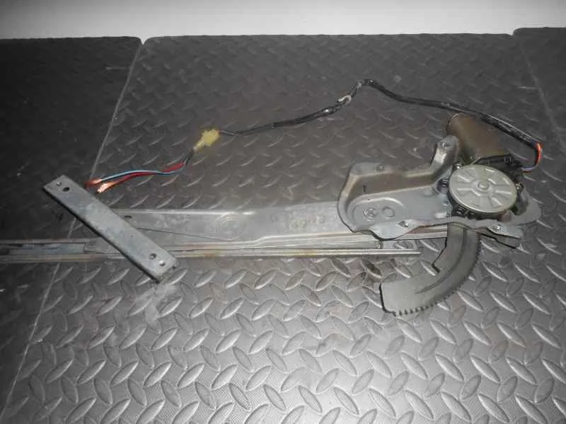 Elevalunas Delantero Derecho para Mg Serie 200 (Rf)