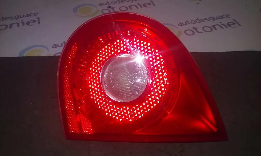 Piloto Trasero Derecho Interior para Volkswagen Golf V Berlina (1K1)