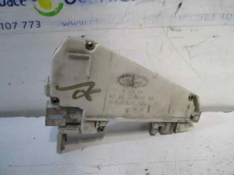 Motor Cierre Centralizado Delantero Izquierdo para Ford Fiesta Berlina (Dx)