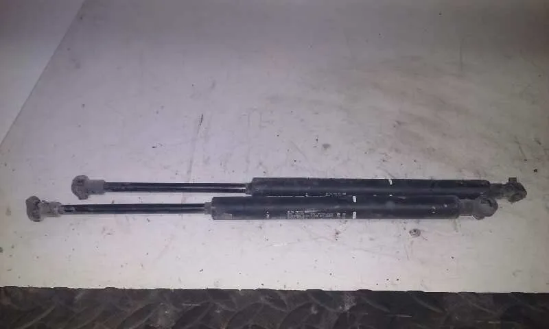 Amortiguadores Capo para Alfa Romeo 147 (190)