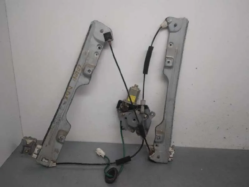Elevalunas Delantero Derecho para Nissan Murano (Z50)