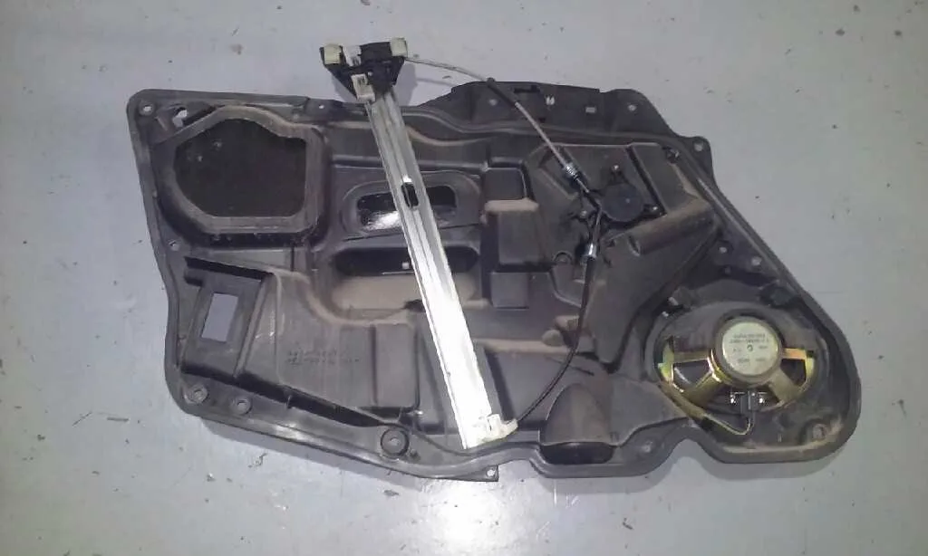 Elevalunas Delantero Derecho para Mazda 6 Monovolumen (Gy)