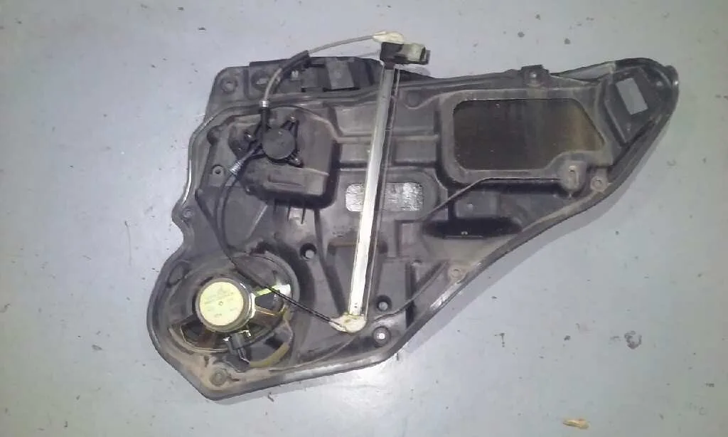 Elevalunas Trasero Derecho para Mazda 6 Monovolumen (Gy)