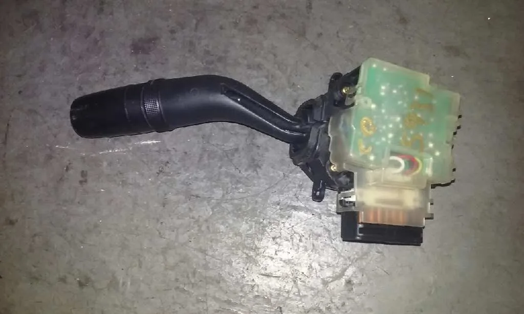 Mando Limpia para Mazda 6 Monovolumen (Gy)