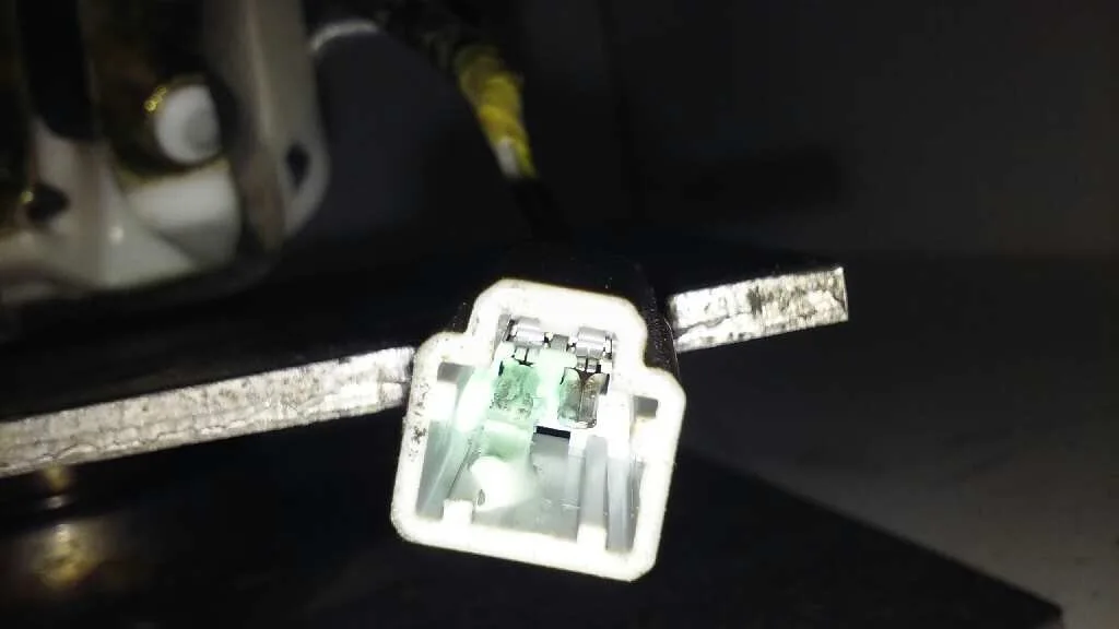 Cerradura Puerta Trasera Izquierda para Mg Serie 45 (T/Rt)