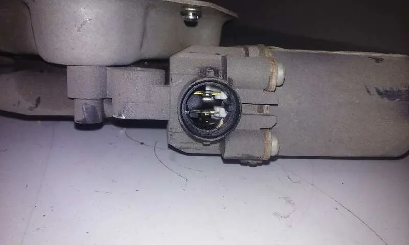 Elevalunas Delantero Derecho para Ford Transit Mod.2000 Caja Abierta