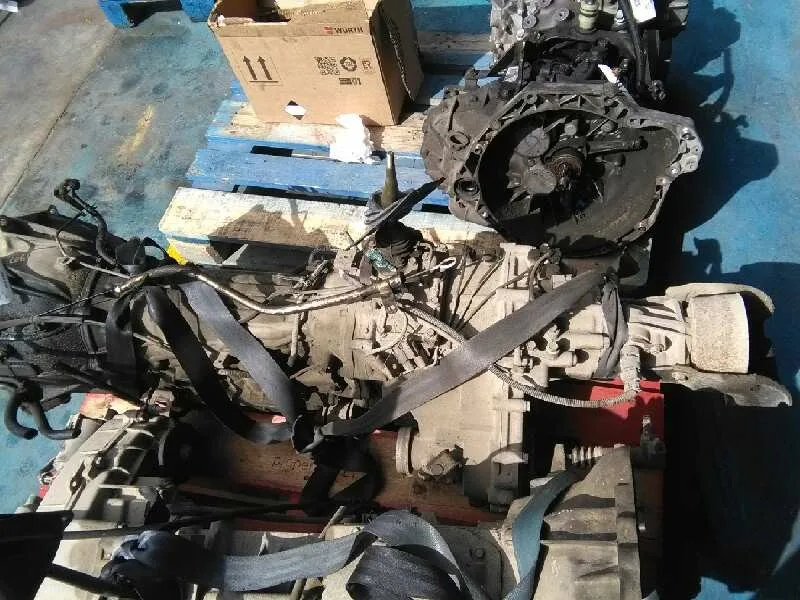 Caja Cambios para Mitsubishi Montero (L040)