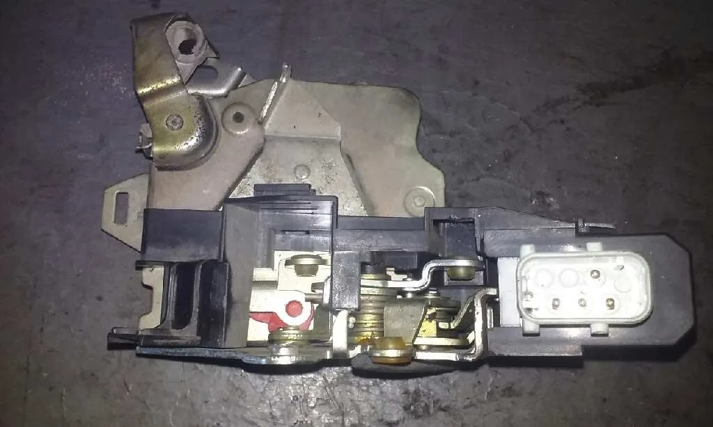 Cerradura Puerta Trasera Derecha para Bmw Serie 5 Berlina (E39)