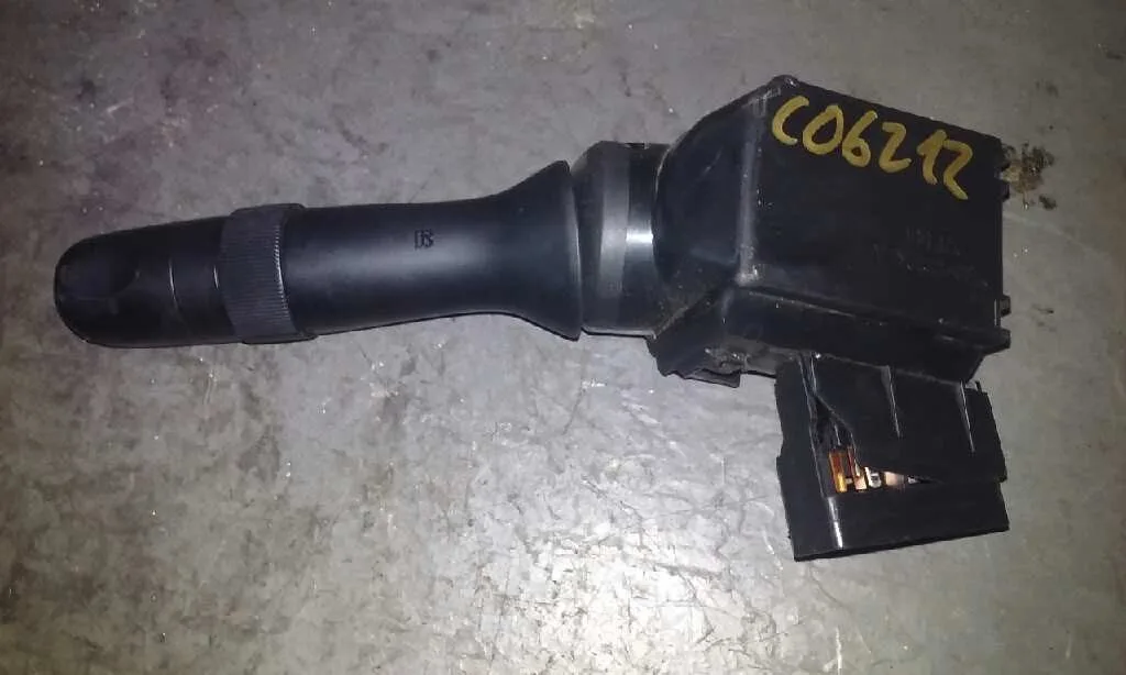 Mando Limpia para Toyota Auris