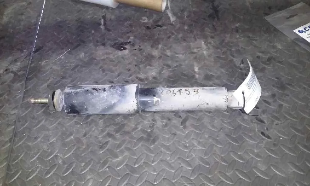 Amortiguador Trasero Derecho para Mitsubishi L 200 (K6/7)