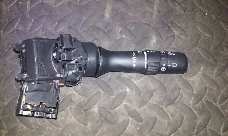 Mando Limpia para Toyota Auris