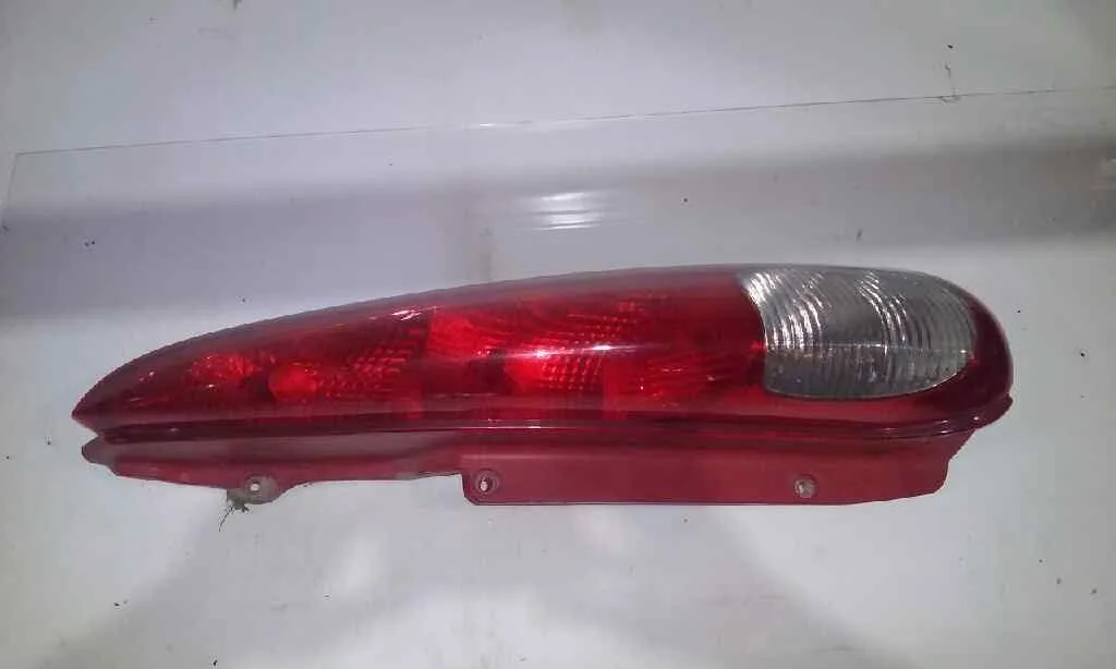 Piloto Trasero Derecho para Daewoo Tacuma
