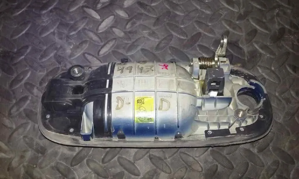 Maneta Exterior Delantera Derecha para Hyundai Trajet (Fo)