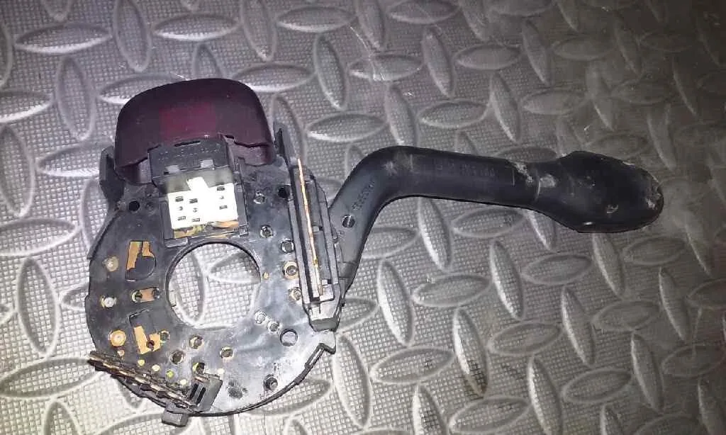 Mando Luces para Volkswagen Passat Berlina (3A2)