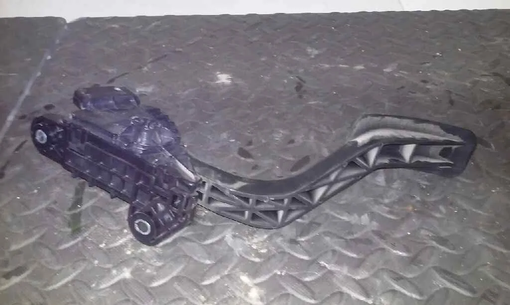 Potenciometro Pedal para Mazda 6 Berlina (Gg)