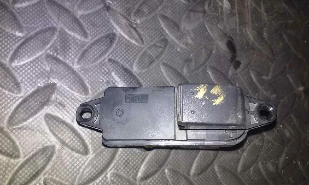 Mando Elevalunas Trasero Izquierdo para Mazda 6 Berlina (Gg)