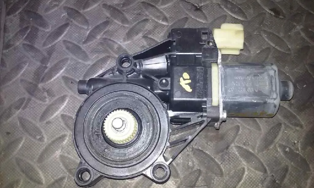 Motor Elevalunas Delantero Derecho para Ford Fiesta (Cb1)