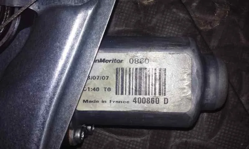 Elevalunas Delantero Izquierdo para Renault Clio Iii