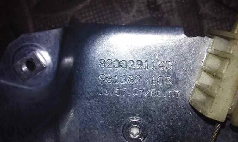 Elevalunas Delantero Izquierdo para Renault Clio Iii