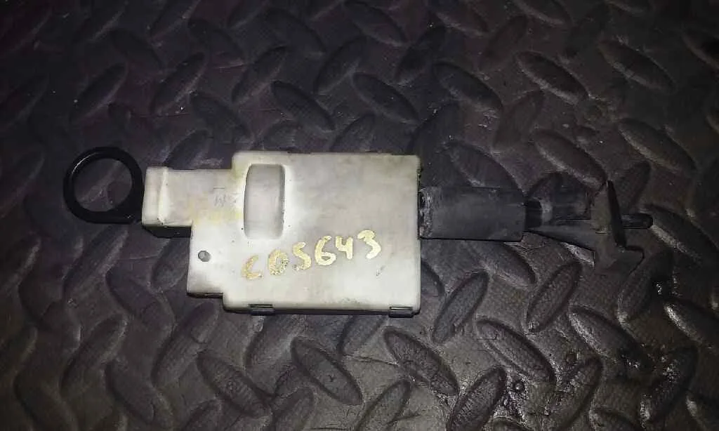 Motor Cierre Centralizado Porton para Renault Megane Ii Classic Berlina