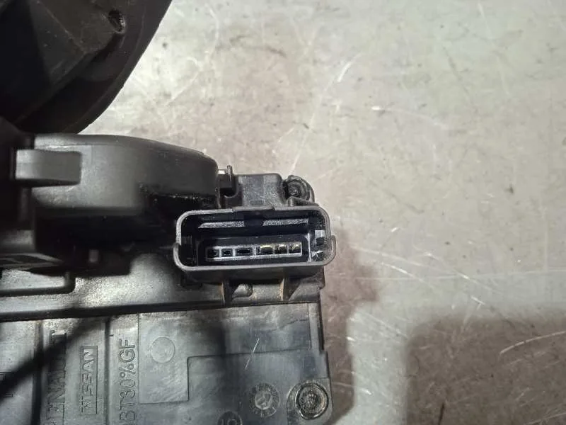 Cerradura Puerta Delantera Derecha para Nissan Note (E11E)