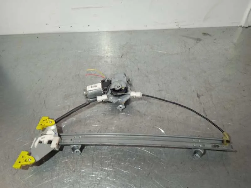 Elevalunas Delantero Derecho para Nissan Note (E11E)