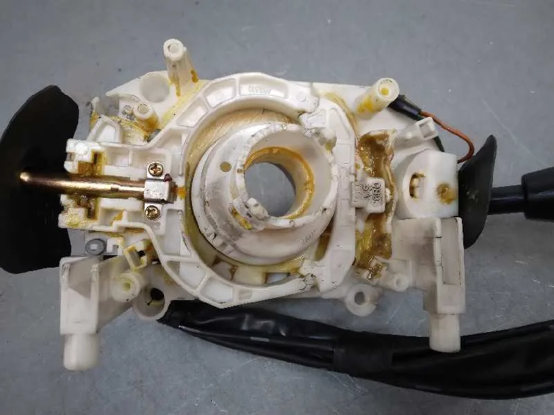 Mando Multifuncion para Kia Carnival Ii