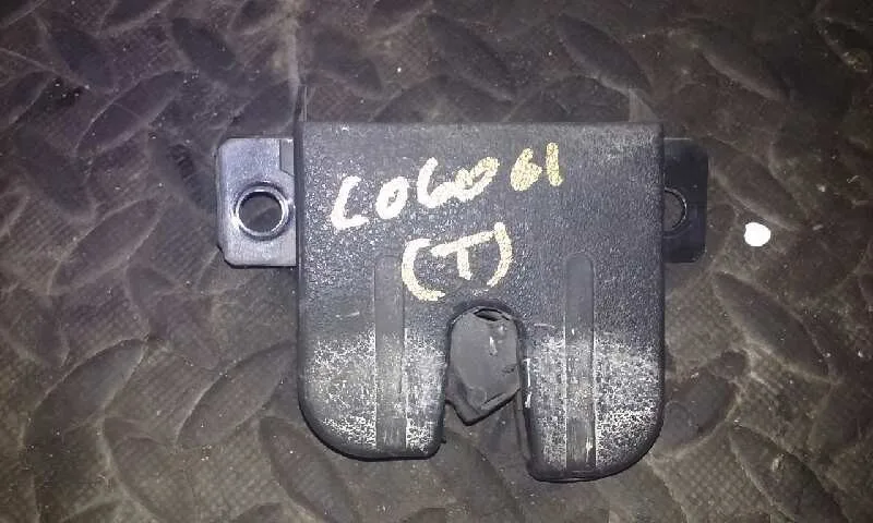 Cerradura Maletero / Porton para Volkswagen Golf Iv Variant (1J5)