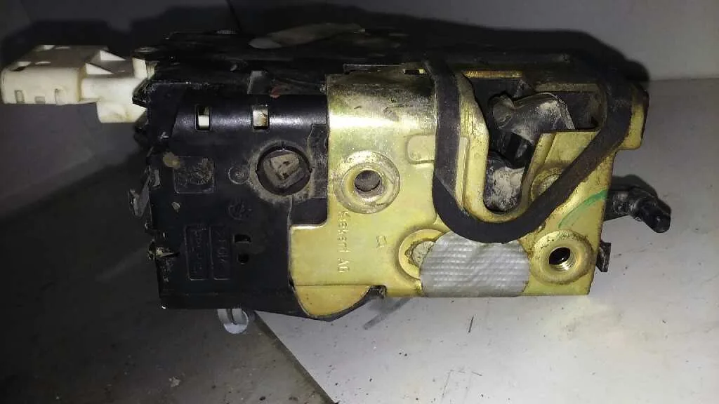 Cerradura Puerta Delantera Derecha para Citroën C4 Coupe