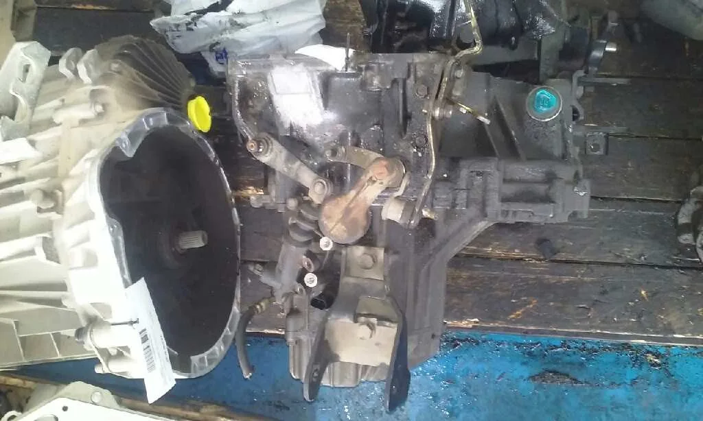 Caja Cambios para Hyundai Coupe (J2)