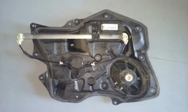 Elevalunas Trasero Izquierdo para Mazda 3 Lim. (Bl)
