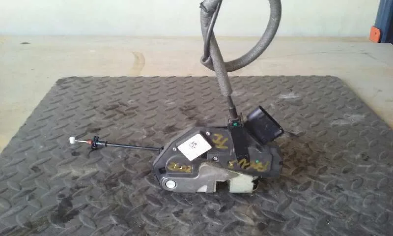 Cerradura Puerta Trasera Izquierda para Ford Focus Lim. (Cb8)