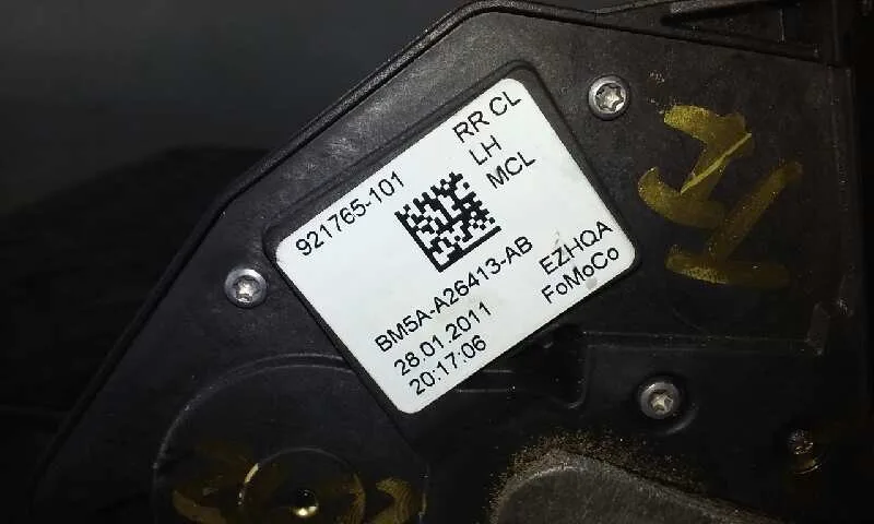 Cerradura Puerta Trasera Izquierda para Ford Focus Lim. (Cb8)